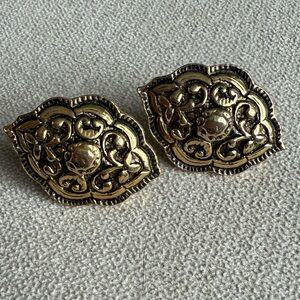 Vintage 80’s Accessocraft Gold Tone Clip-On Earrings – Ornate Shield Design
